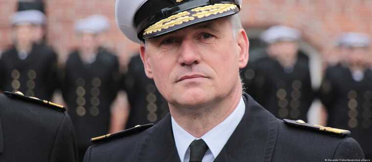 Глава ВМС Германии подал в отставку после заявления о Крыме