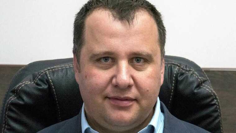 Экс-мэр Феодосии Андрей Ледебев будет два месяца привыкать к земле