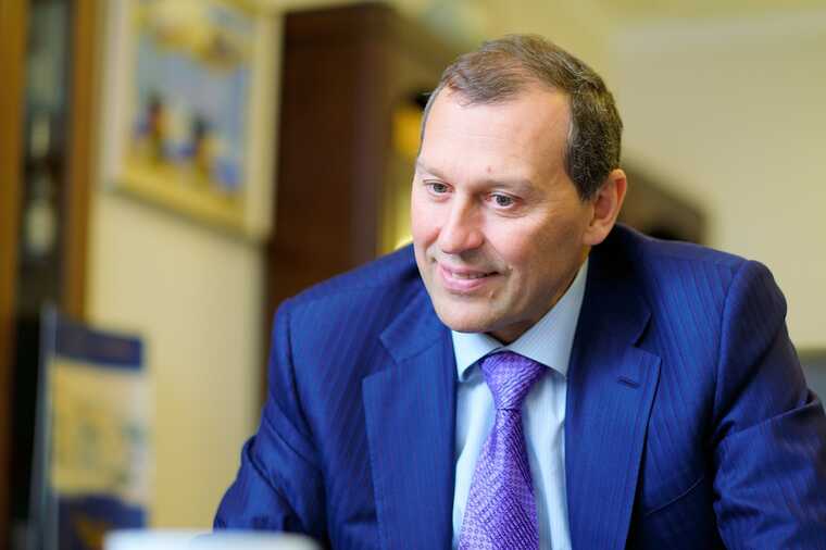Бизнесмен Андрей Березин, подозреваемый в нарушении финансового законодательства, предложил следствию 10 миллионов долларов за беспрепятственное возвращение на родину