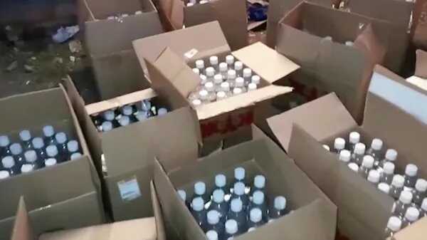 В Кирове неизвестные украли со складов МВД две сотни коробок с палёной спиртосодержащей жидкостью